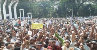 আমরণ অনশনে অসুস্থ হয়ে গেছেন ৬ শিক্ষক