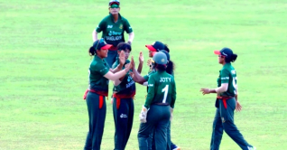 ভারতের বিপক্ষে হ্যাটট্রিক জয় পেল না টাইগ্রেসরা ভারতের বিপক্ষে হ্যাটট্রিক জয় পেল না টাইগ্রেসরা