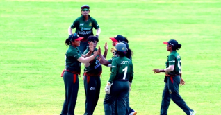 টাইগ্রেসদের বাঁচা-মরার ম্যাচে বৃষ্টির হানা টাইগ্রেসদের বাঁচা-মরার ম্যাচে বৃষ্টির হানা