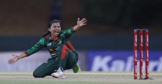 মালয়েশিয়াকে উড়িয়ে সেমিফাইনালে টাইগ্রেসরা মালয়েশিয়াকে উড়িয়ে সেমিফাইনালে টাইগ্রেসরা