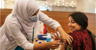 টিকার চতুর্থ ডোজ নিলেন ৩ লাখ ৩২ হাজার মানুষ টিকার চতুর্থ ডোজ নিলেন ৩ লাখ ৩২ হাজার মানুষ