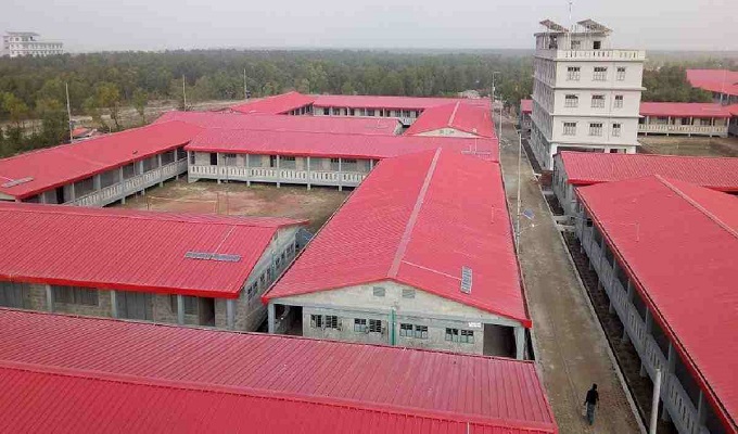 রোহিঙ্গাদের ভাসানচরে না পাঠাতে আন্তর্জাতিক চাপ রয়েছে: পররাষ্ট্রমন্ত্রী