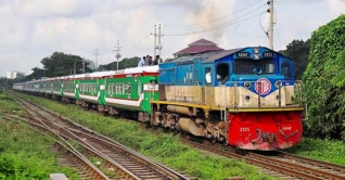 ঢাকা-চট্টগ্রাম রেল যোগাযোগ বন্ধ