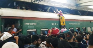 ট্রেনে নারী-প্রতিবন্ধীদের আলাদা আসন বরাদ্দে প্রশ্নে রুল