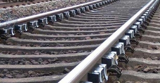 জীবননগরে ট্রেনে কাটা পড়ে নারীর মৃত্যু