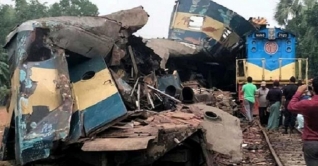 তূর্ণা এক্সপ্রেসের চালকসহ ৩ জন বরখাস্ত তূর্ণা এক্সপ্রেসের চালকসহ ৩ জন বরখাস্ত