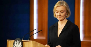 ব্রিটিশ প্রধানমন্ত্রী হিসেবে কতদিন টিকতে পারবেন লিজ ট্রাস? ব্রিটিশ প্রধানমন্ত্রী হিসেবে কতদিন টিকতে পারবেন লিজ ট্রাস?