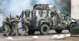 ইউক্রেনের রাজধানীতে দফায় দফায় বিস্ফোরণ