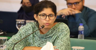 ছাত্র ফেডারেশন থেকে অব্যাহতি নিলেন সমন্বয়ক উমামা