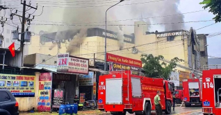 ভিয়েতনামে বারে আগুন, ১৫ নারীসহ নিহত ৩২