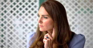 ব্রিটিশ রাজবধূ কেট মিডলটন ক্যানসারে আক্রান্ত