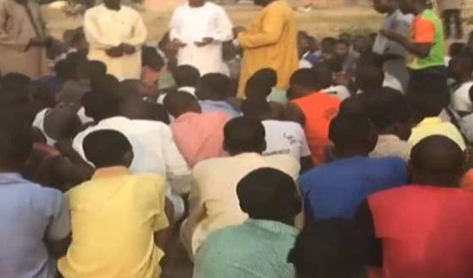 নাইজেরিয়ায় শতাধিক শিক্ষার্থীকে অপহরণ, নিহত ১