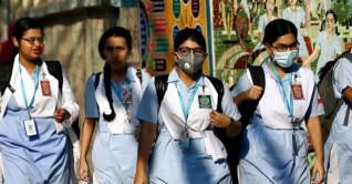 সপ্তাহখানেকের মধ্যেই স্কুল শিক্ষার্থীদের টিকা দেওয়া শুরু