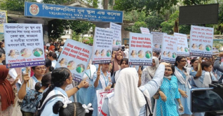 একদফা দাবিতে উত্তাল ভিকারুননিসা