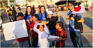 ফুটবলপ্রেমীদের মন জয় করছে কাতারের শিশুরা