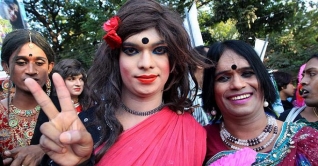 তৃতীয় লিঙ্গের মানুষকে চাকরি দিলে কর ছাড়