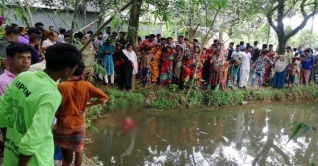 জলাধার থেকে নারীর গলাকাটা দেহ উদ্ধার    