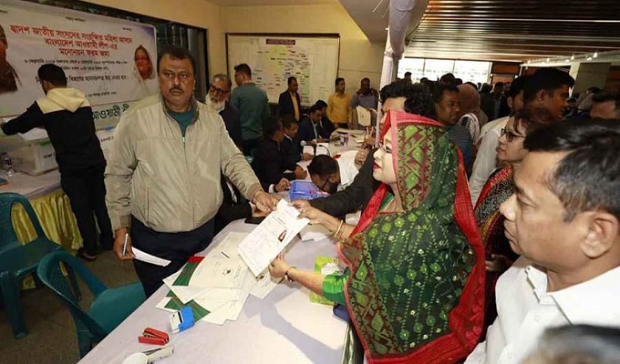 সংরক্ষিত মহিলা আসনে আওয়ামী লীগের মনোনয়নপ্রত্যাশী ১ হাজার ৫৪৯ জন