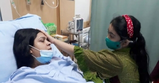রোজিনা ইসলামের শারীরিক অবস্থা স্থিতিশীল: চিকিৎসক