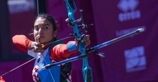 মিক্সড ইভেন্ট থেকে বিদায় নিলেন রোমান-দিয়া