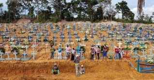 করোনায় ব্রাজিলে একদিনে মৃত্যু ১,৭৩৮ করোনায় ব্রাজিলে একদিনে মৃত্যু ১,৭৩৮