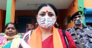 সন্ত্রাসের চেষ্টা হলেই পাল্টা মার: বিধায়ক অগ্নিমিত্রা সন্ত্রাসের চেষ্টা হলেই পাল্টা মার: বিধায়ক অগ্নিমিত্রা