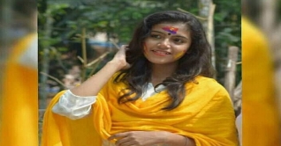 বাড়ির বাইরে চকচকে গাড়িটা তারই, বিশ্বাস হয় না অঙ্কিতার