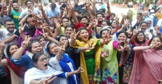 একাদশ শ্রেণিতে ভর্তিতে ব্যর্থ ৫৫ হাজার শিক্ষার্থী