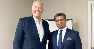 করোনা মোকাবিলায় ঢাকার পাশে দাঁড়াবে কানাডা