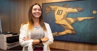 প্রথমবারের মত নারী পরিচালক নিয়োগ দিল ব্রাজিল প্রথমবারের মত নারী পরিচালক নিয়োগ দিল ব্রাজিল