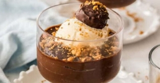 ভ্যালেন্টাইনস দিবসে নিজের হাতে বানান চকোলেট ডেজার্ট ভ্যালেন্টাইনস দিবসে নিজের হাতে বানান চকোলেট ডেজার্ট