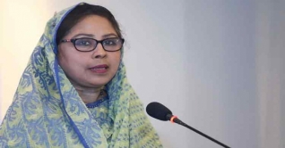 প্রধানমন্ত্রী নারী উন্নয়নে কাজ করছেন : চুমকি