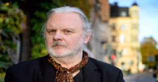 সাহিত্যে নোবেল পেলেন নরওয়ের জন ফসে