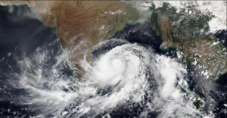 ঘূর্ণিঝড় অশনির সর্বশেষ অবস্থা