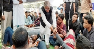 অনশন ভাঙল ঢাকা বিশ্ববিদ্যালয়ের শিক্ষার্থীদের