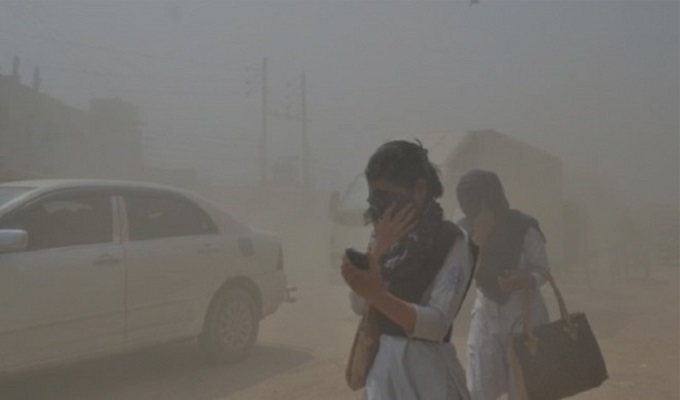 দূষিত বাতাসের শহরের তালিকায় ঢাকা ৬ষ্ঠ