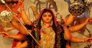 ঠাকুরগাঁওয়ে দুর্গাপূজার আনন্দ ছড়িয়ে পড়েছে চারপাশে