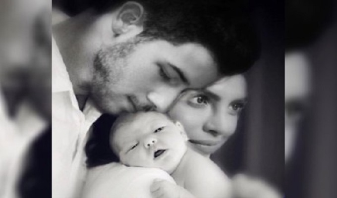 সেই ফোটোশপড ছবি।