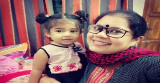 কিছু স্মৃতি এবং জুনিয়র আফরিন: ফারজানা প্রিয়দর্শিনী আফরিন কিছু স্মৃতি এবং জুনিয়র আফরিন: ফারজানা প্রিয়দর্শিনী আফরিন