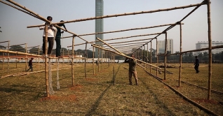 অমর একুশে গ্রন্থমেলার প্রস্তুতি চলছে