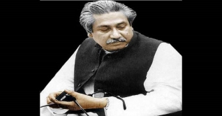 শোকার্ত মানুষের শ্রদ্ধা ও ভালোবাসায় সিক্ত হলেন জাতির পিতা শোকার্ত মানুষের শ্রদ্ধা ও ভালোবাসায় সিক্ত হলেন জাতির পিতা