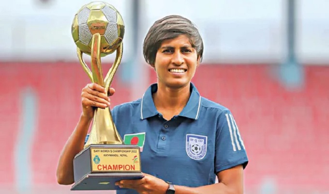 ফুটবলার সাবিনা