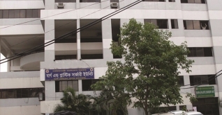 নাটোরে স্টোভের আগুনে দগ্ধ দুই ছাত্রীর মৃত্যু