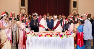 দেশব্যাপী বড়দিন উদযাপিত