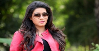 ক্রিকেটপ্রেমী মাহিয়া মাহি