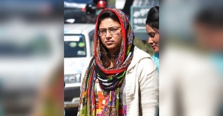 আকাশের আত্মহত্যা: রিমান্ড শেষে কারাগারে মিতু