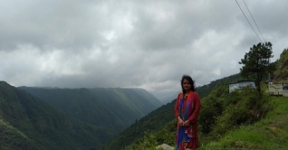 মেঘ বলেছে যাবো যাবো: আহমেদ মুশফিকা নাজনীন মেঘ বলেছে যাবো যাবো: আহমেদ মুশফিকা নাজনীন