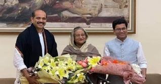 প্রধানমন্ত্রীর সঙ্গে দেখা করলেন আতিক-তাপস প্রধানমন্ত্রীর সঙ্গে দেখা করলেন আতিক-তাপস