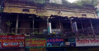 ১৫০ বছরের পুরনো রামমোহন লাইব্রেরী ঢাকার প্রথম পাঠাগার