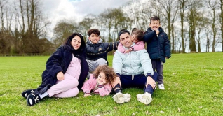 রোনালদোর রাঁধুনির বেতন ৫ হাজার পাউন্ড! রোনালদোর রাঁধুনির বেতন ৫ হাজার পাউন্ড!